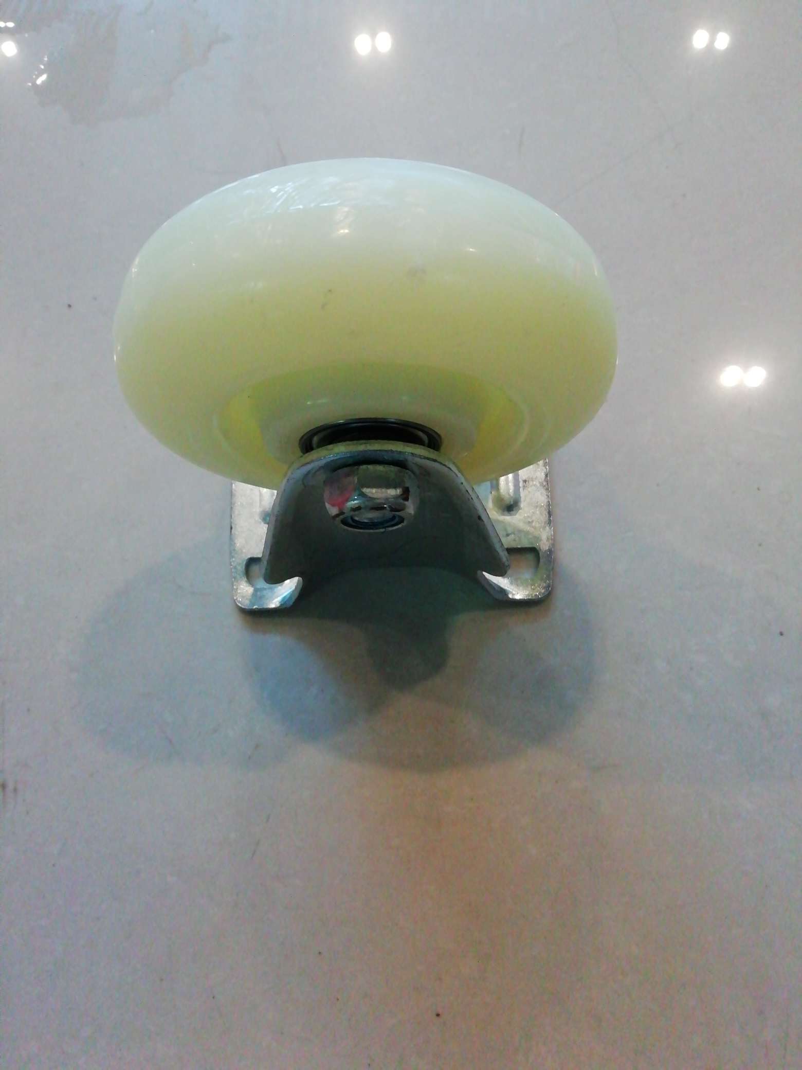 4-inch medium-sized Jiale white nylon oriented wheels detail image 3