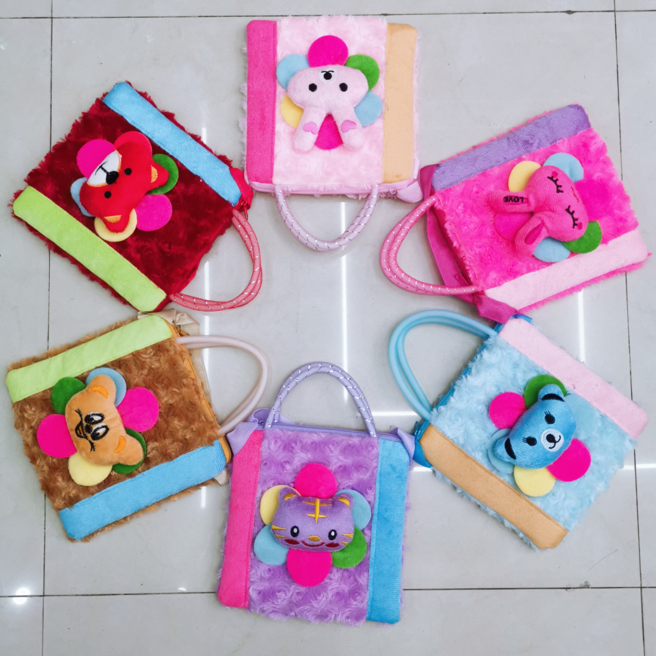 新款糖果色毛绒小包儿童饰品收纳包手提斜挎包
