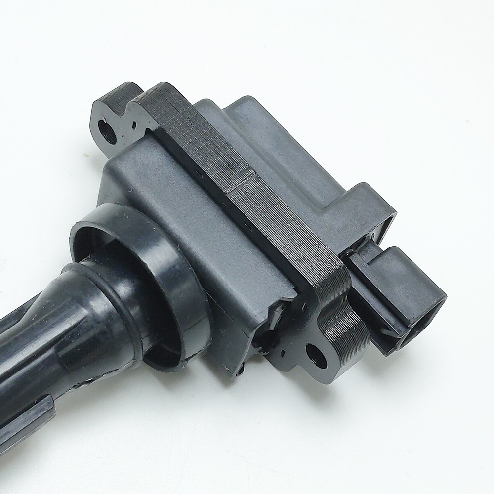 Ignition coil 33410-77E10 is suitable for Nissan vehicles Item Picture