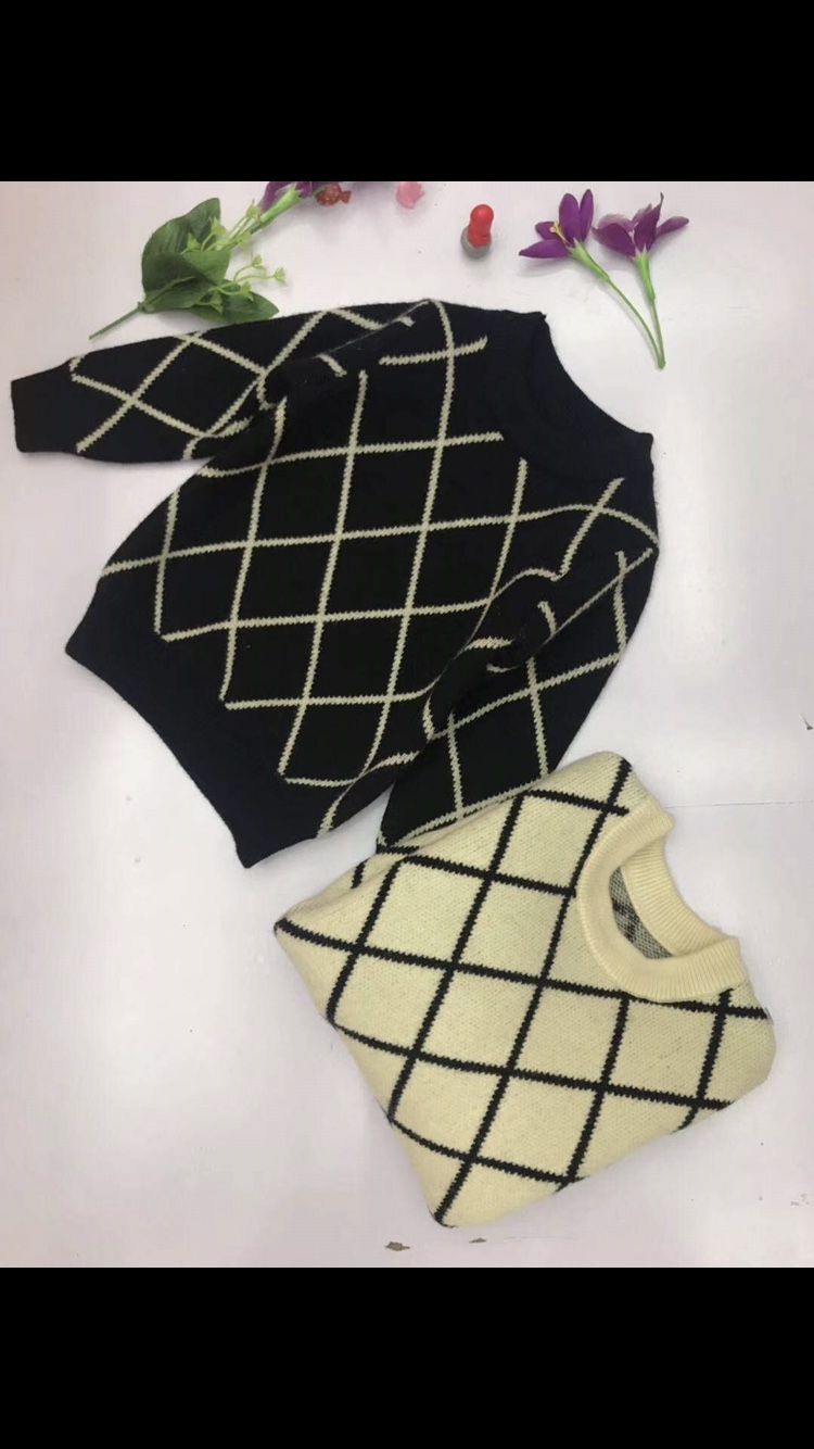 Children's sweater with diamond-patterned round neck for kids Specification image