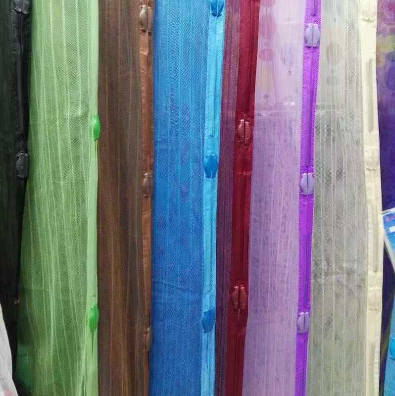 Mosquito-proof magnetic soft screen door is mosquito and insect repellent, environmentally friendly and breathable