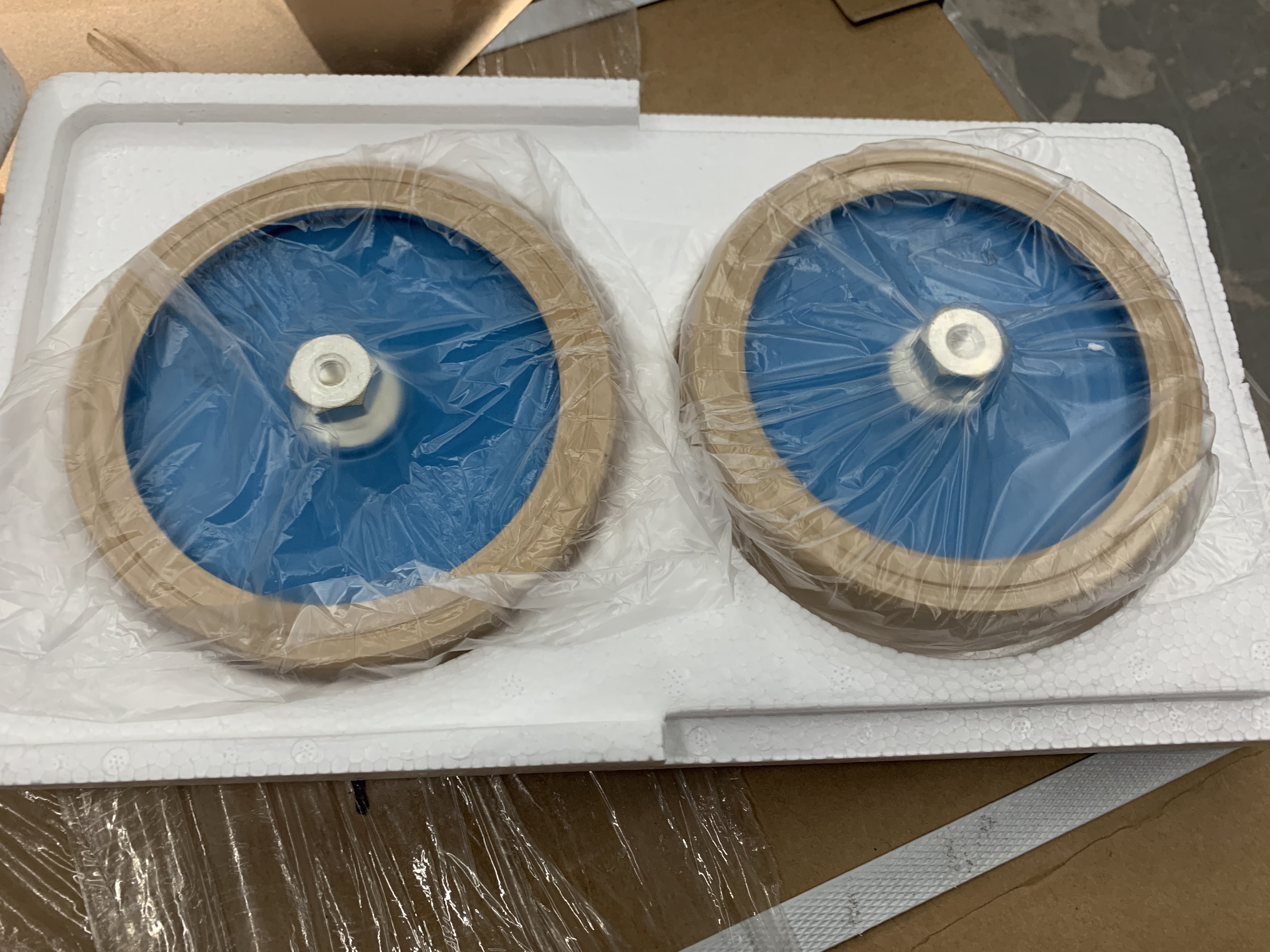 1000p电容直径140厘米电工电气原件电气配件细节图