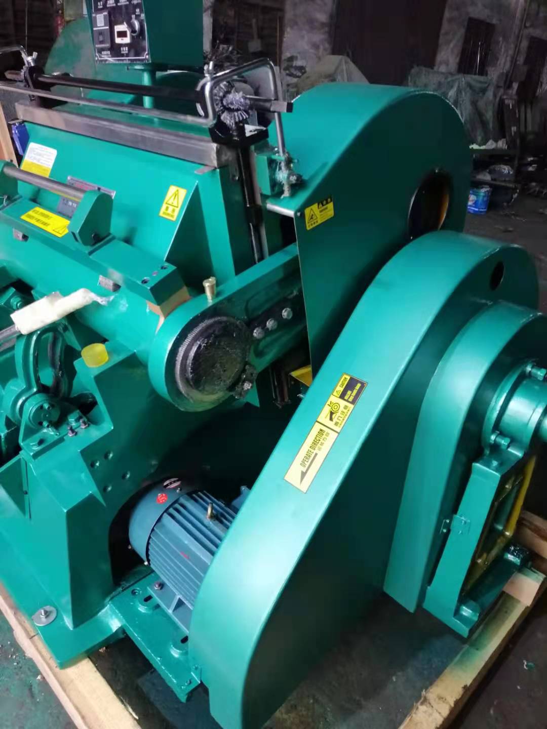 模切机/压痕机产品图