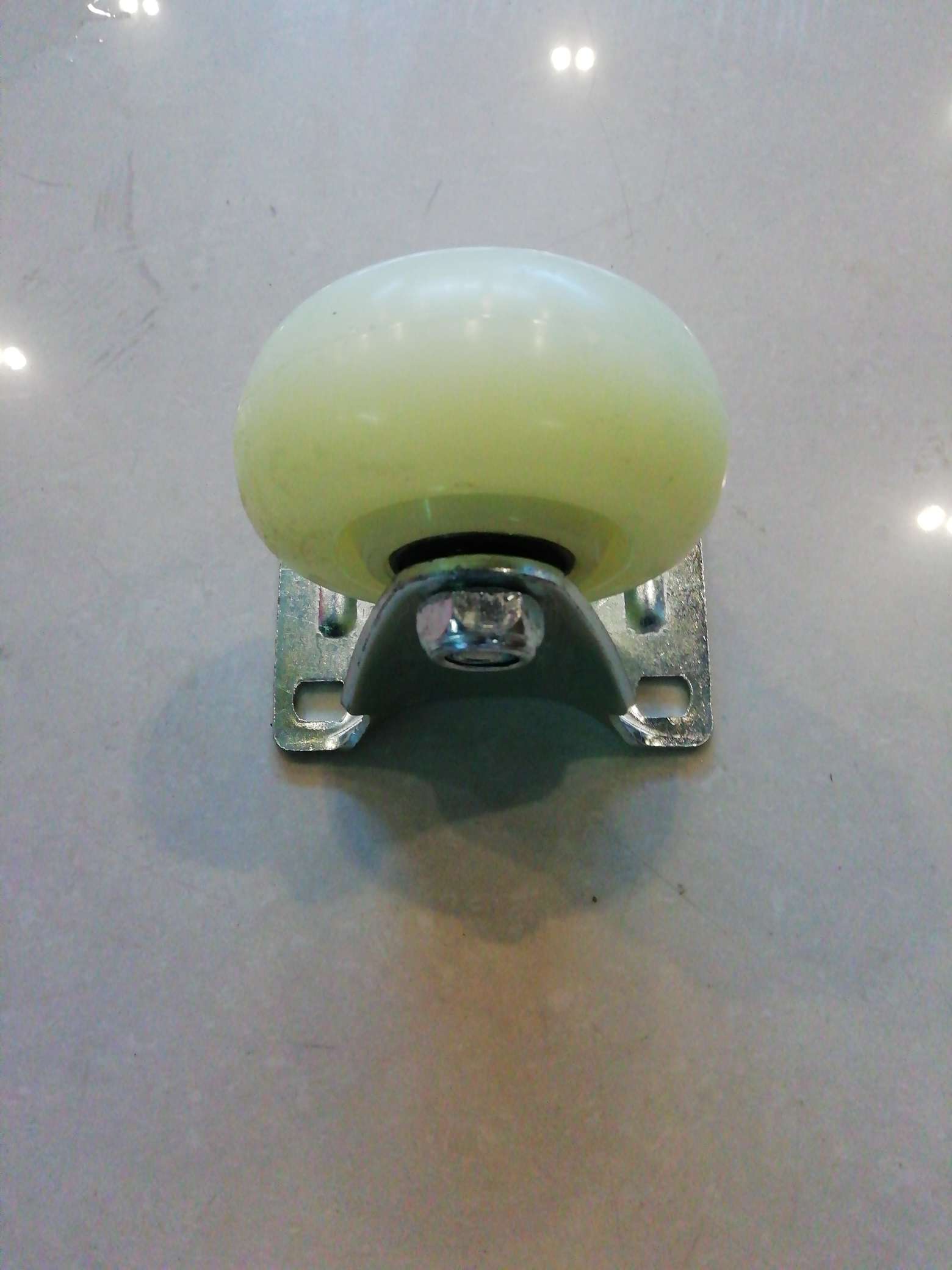 3-inch Jiale medium-sized white nylon oriented wheels detail image 3