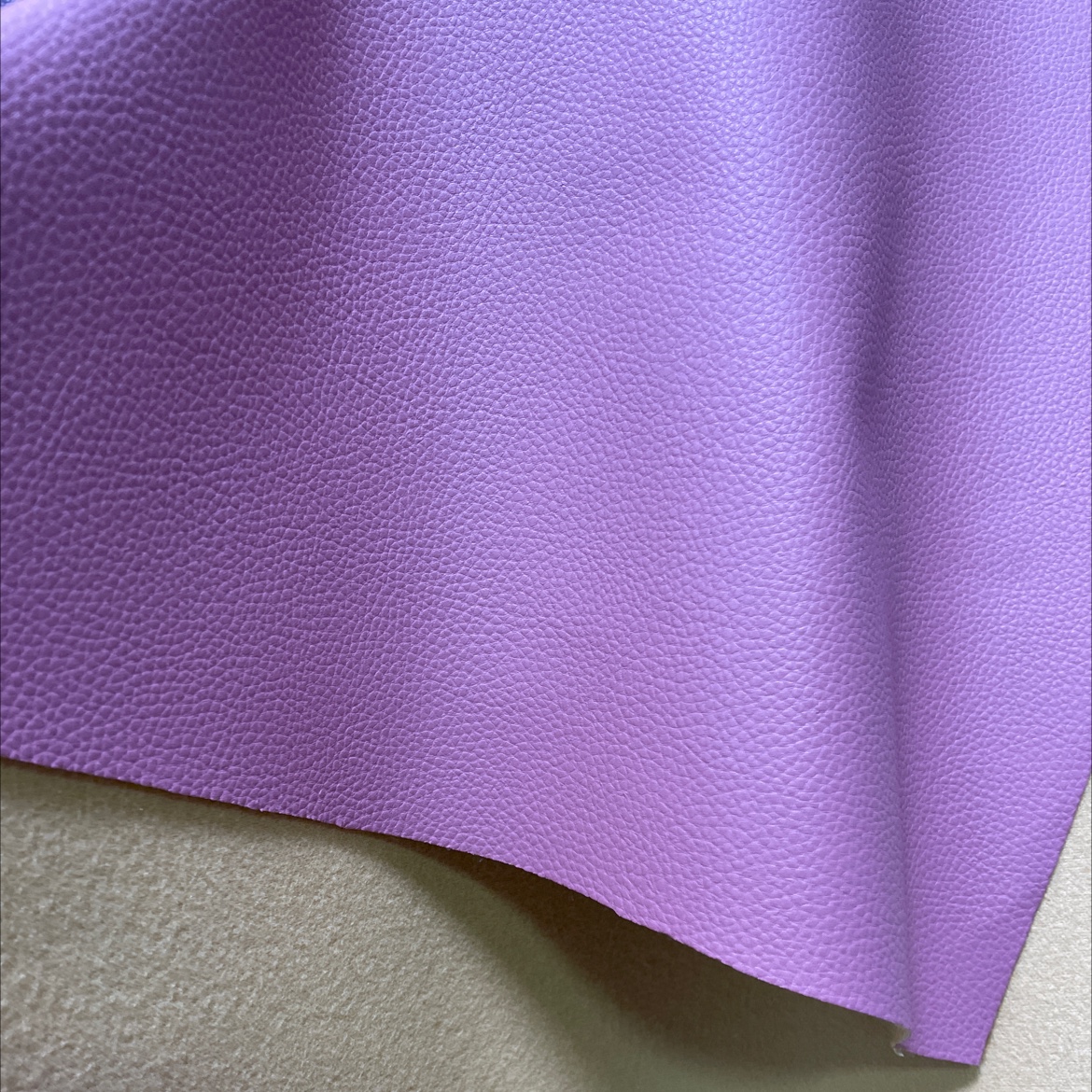 Four Seasons Lychee leather fabric, leather bags, sofas, accessories, soft furnishings, belts, peach pink sjlz026 Application Scenario