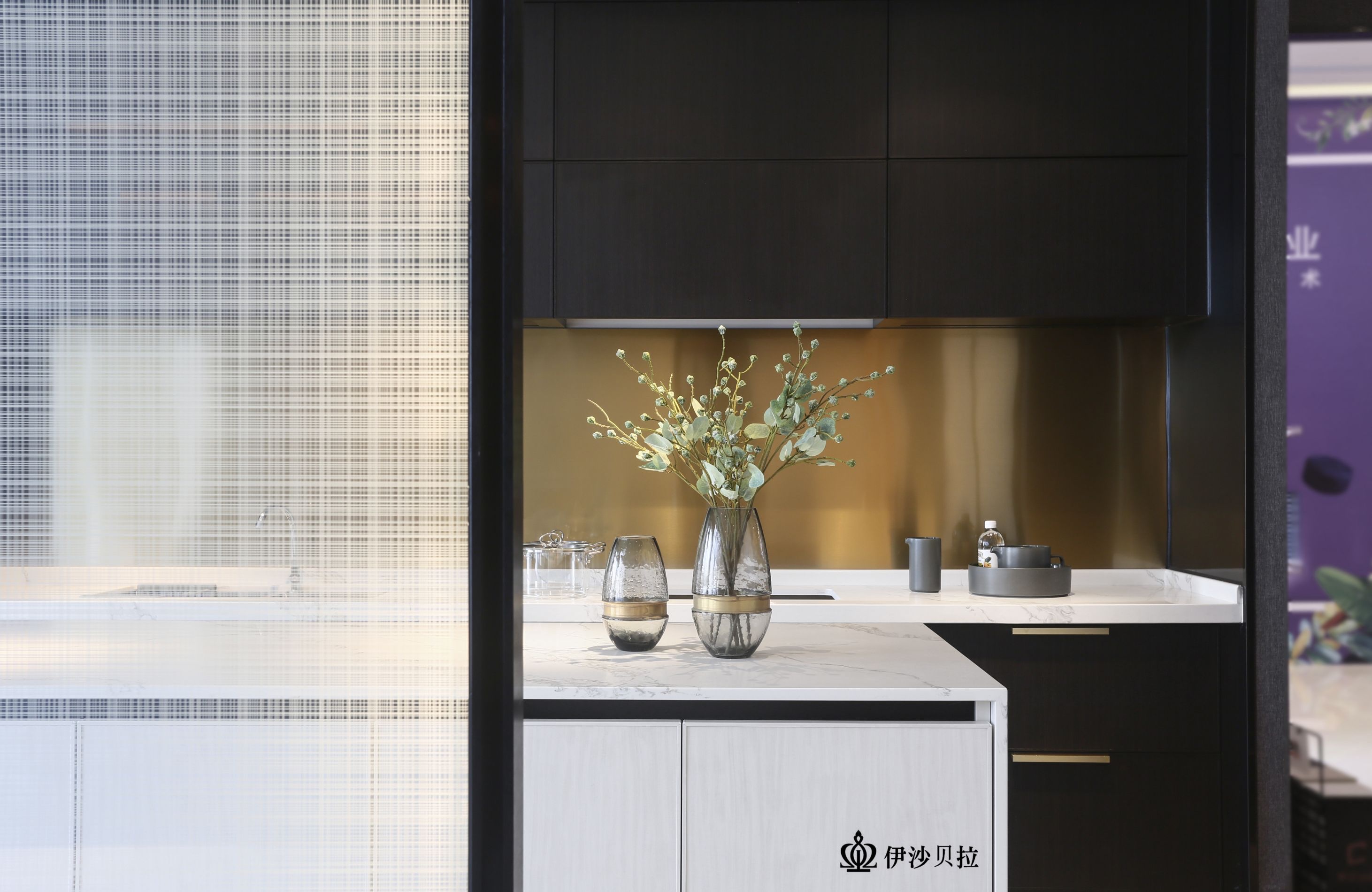 Isha Bella all-aluminum Home kitchen cabinets, shoe cabinets, decorative cabinets 24 Item Picture