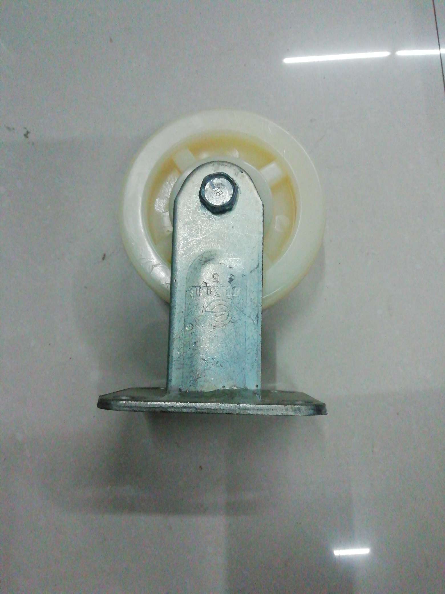 Jiale 5-inch heavy-duty white nylon directional wheels detail image 1