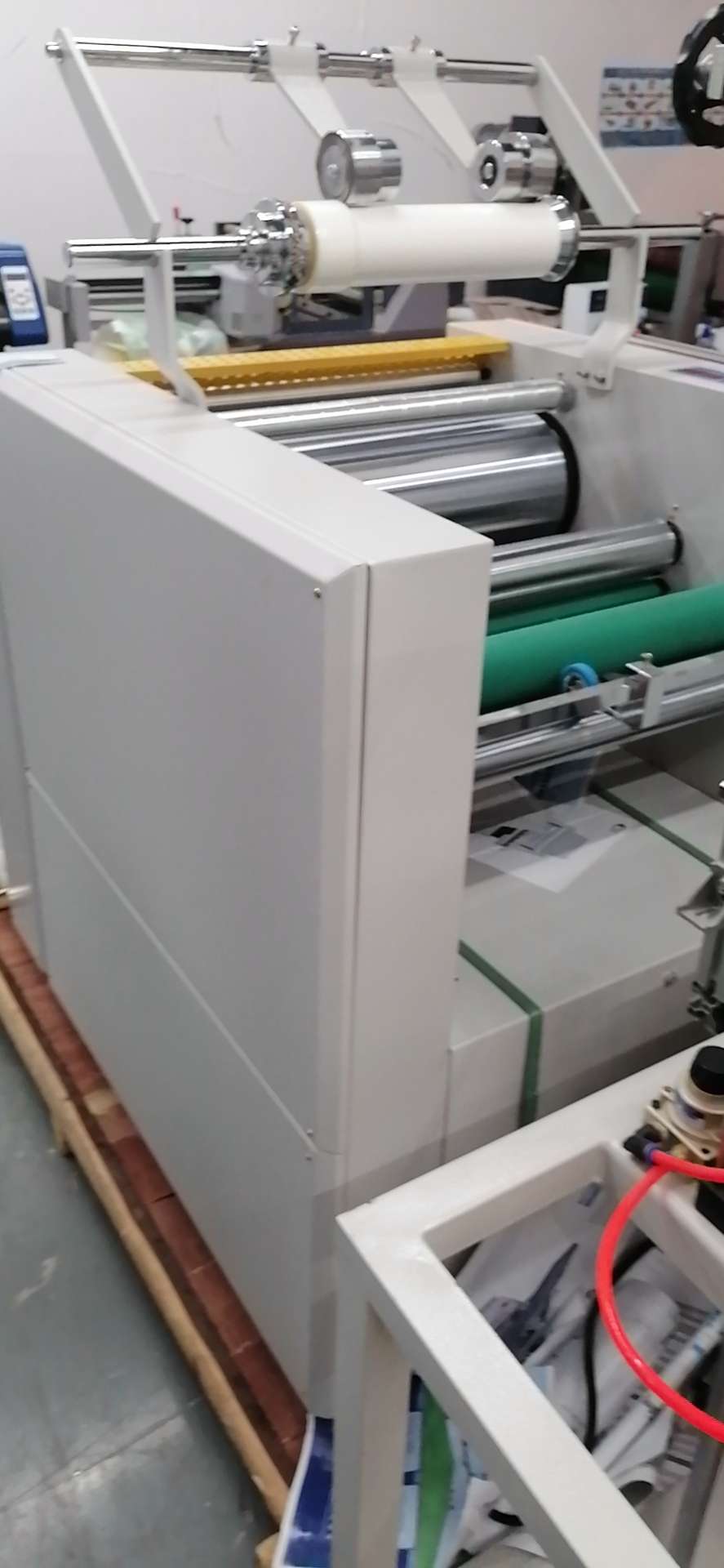 覆膜机产品图