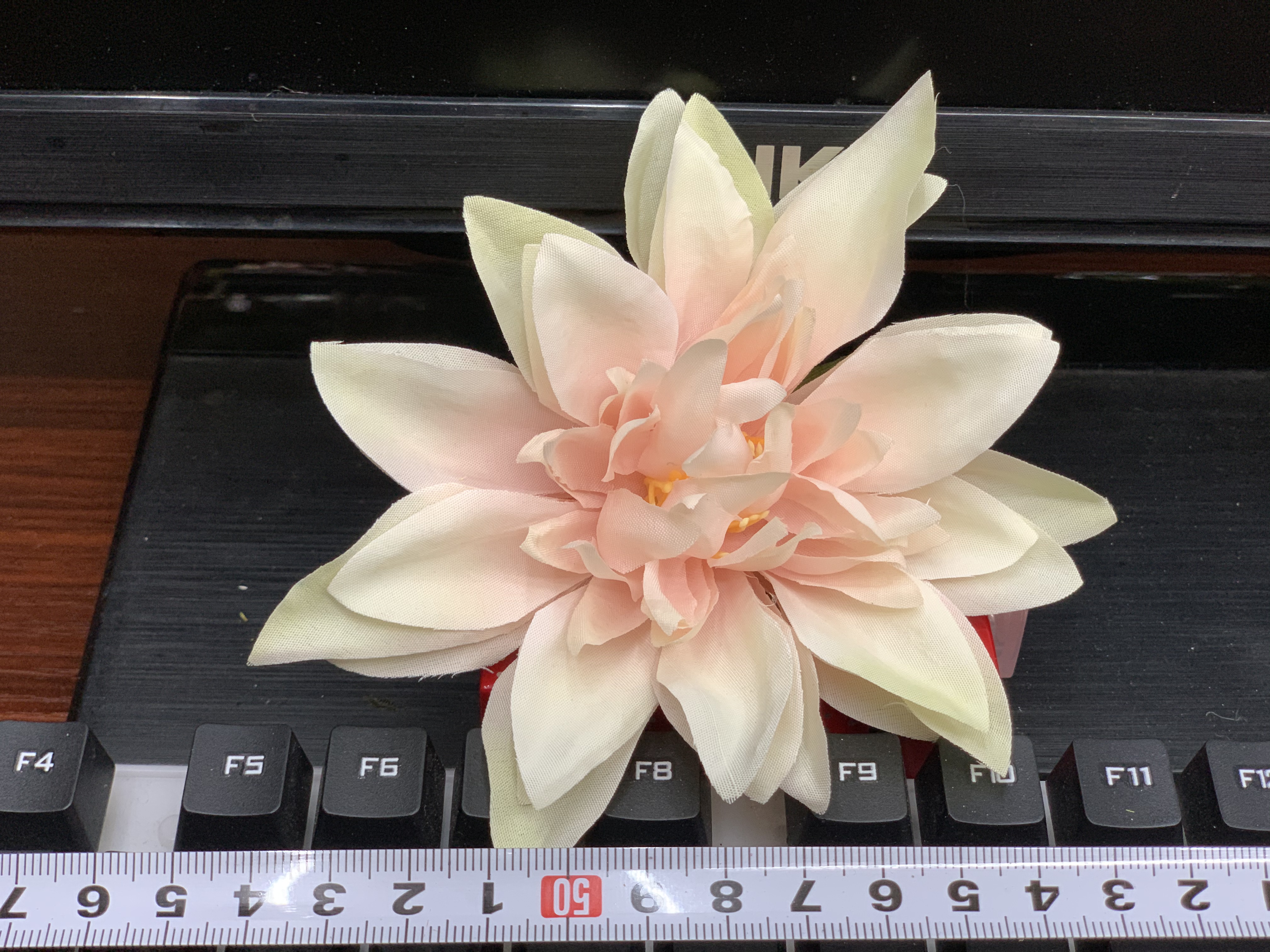 Artificial flowers, artificial plants, horticultural flower accessories, photo props, flower heads 140 Item Picture