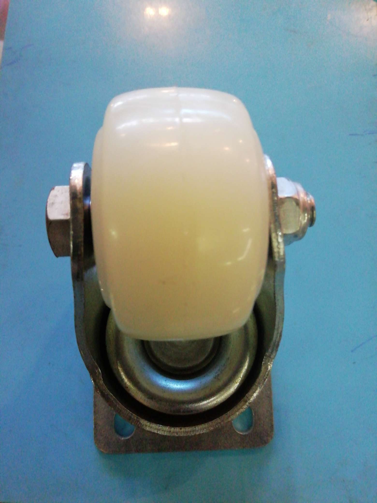 2-inch Jiale medium-sized nylon casters detail image 2