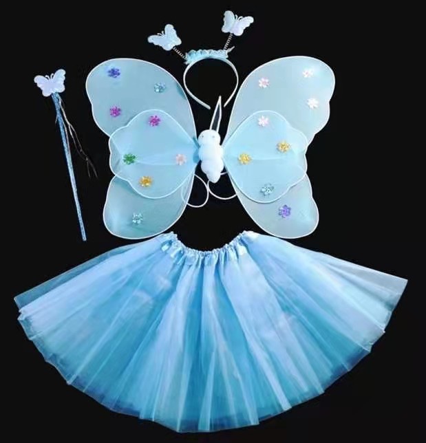 عبر الحدود الخارجية عبر الحدود، مجموعة من ثلاث قطع من أدوات صُلب العصي السحري لجناح الفراشة، التي تقدم عروضا في حفل كوسبلاي في ساحة الملاهي الليلية، وتُقدَّم فيها الفتيات في الحفل التنكري Application Scenario