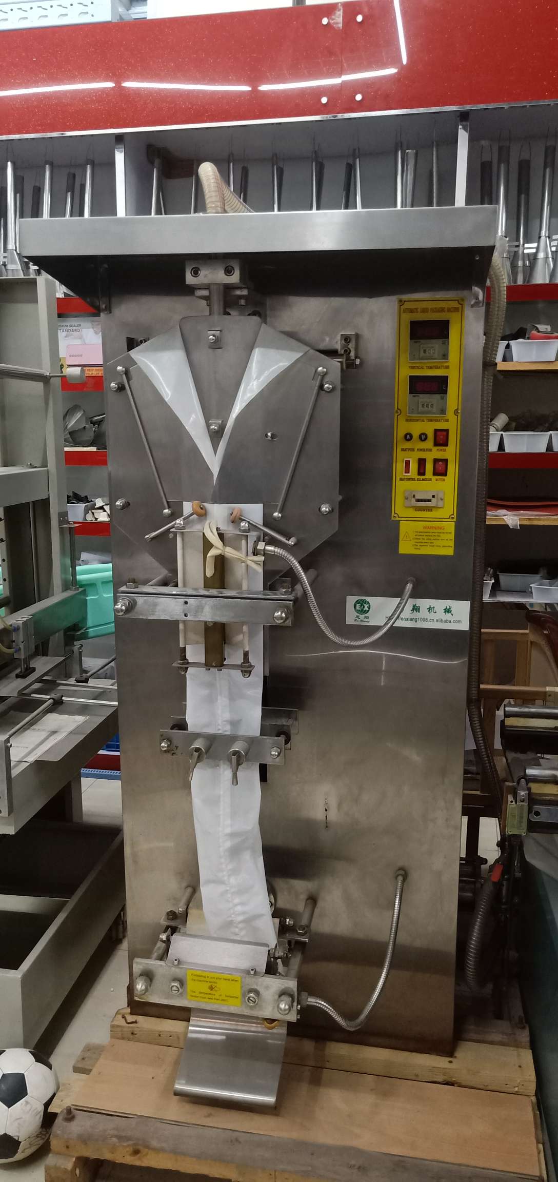 1000 Liquid packaging machine Specification image