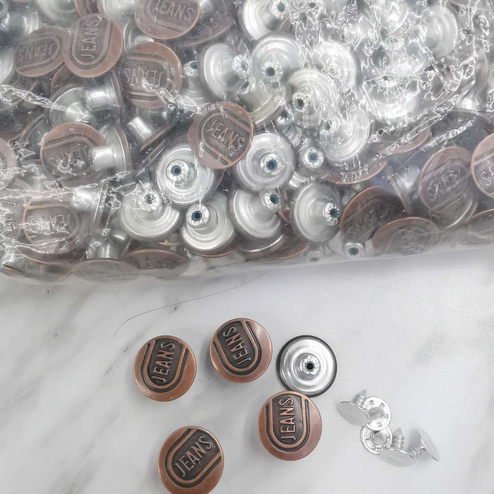 Factory Direct Selling Spot Fashion Simple Clothing Accessories Letter Iron Work Word Buckle Application Scenario