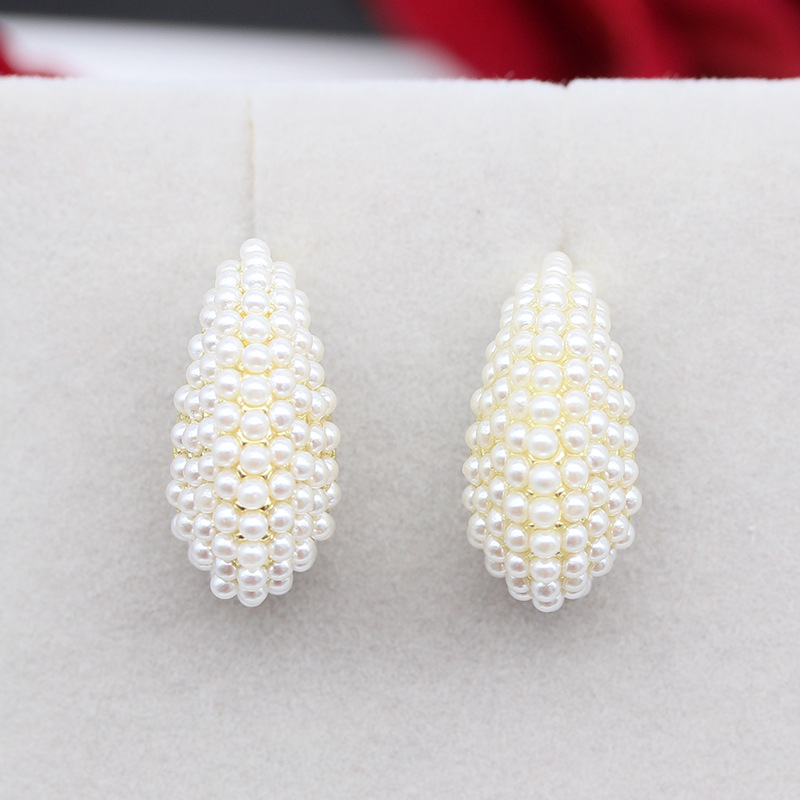 Korean Oni Fashion temperament 925 earrings geometric drop shaped pearl studs shaped alloy pearl earrings for women