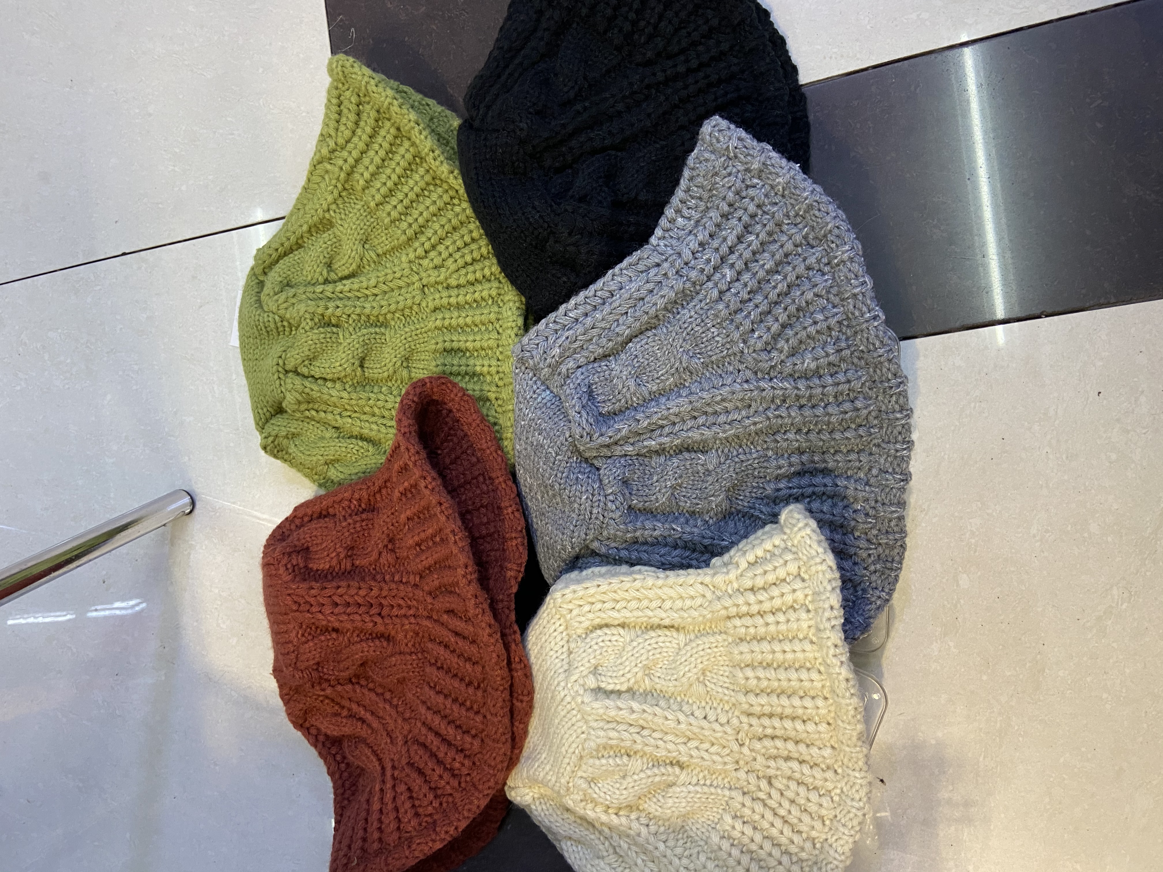 Autumn And Winter Korean Knitted Hat Female Twist Fisherman Hat Warm Woolen Hat Fashion Basin Hat Specification drawing