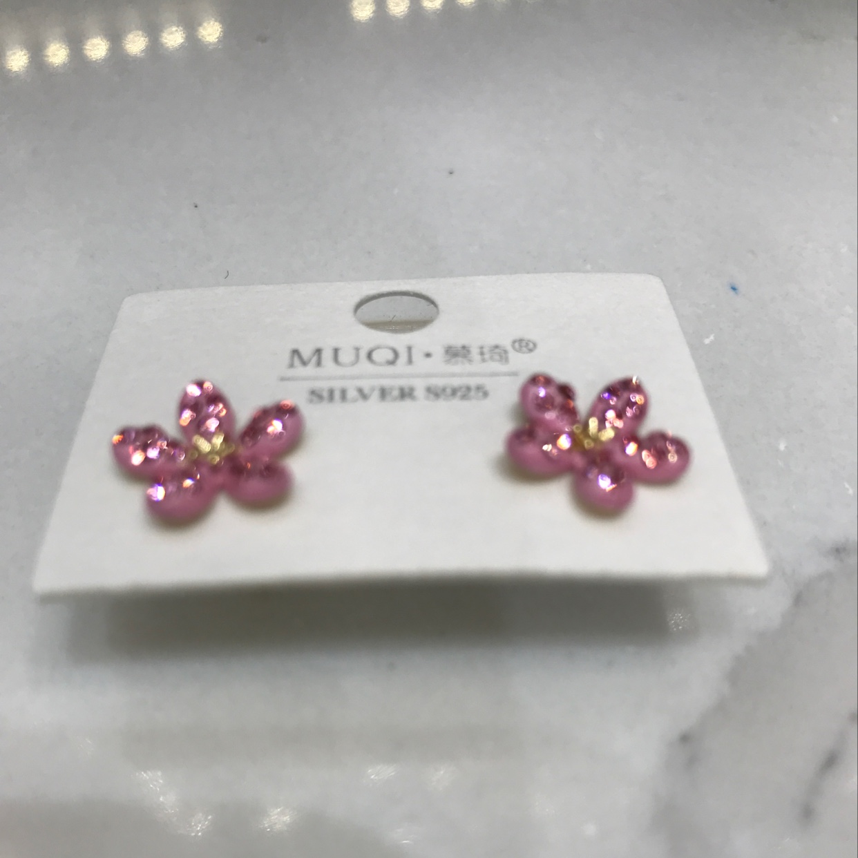 Little red flower Item Picture