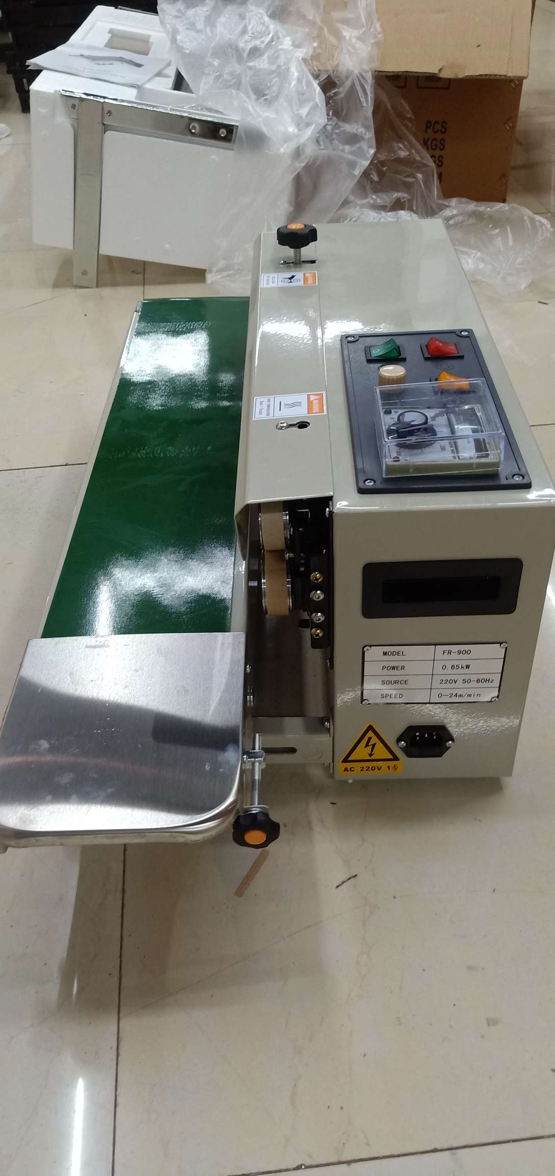 900 Vertical sealing machine Item Picture