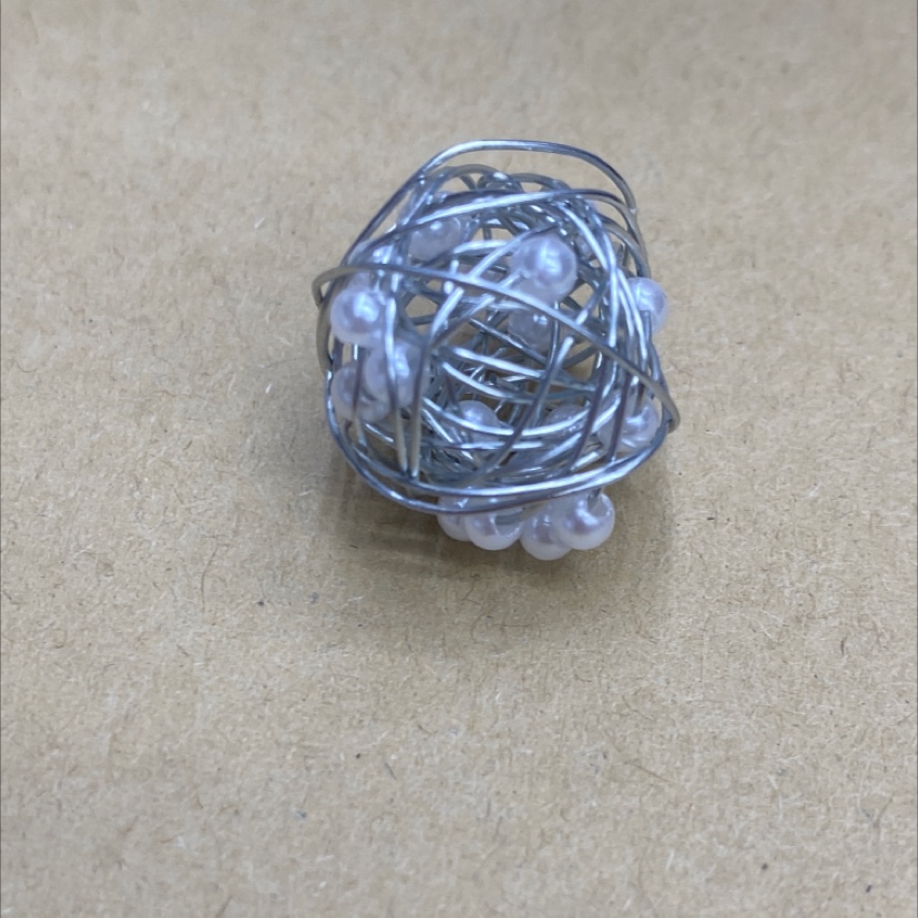 铁丝绕珍珠