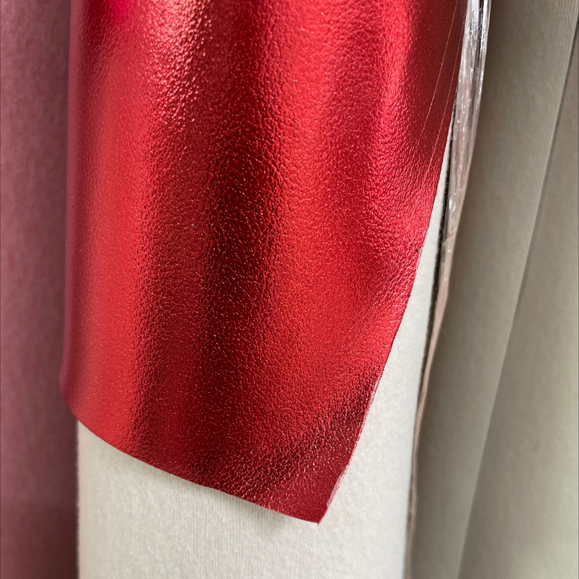 Korean Napa leather fabric, leather bags, sofas, accessories, soft furnishings, belts, films, bright red hgnp038a details Picture