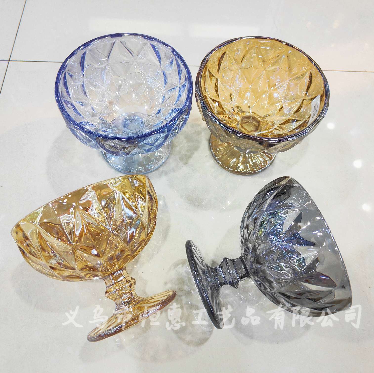 Factory direct sales of large rhombus-shaped creative European retro relief ice cream cups, ice cream bowls, dessert cups and glass highball cups pic 3