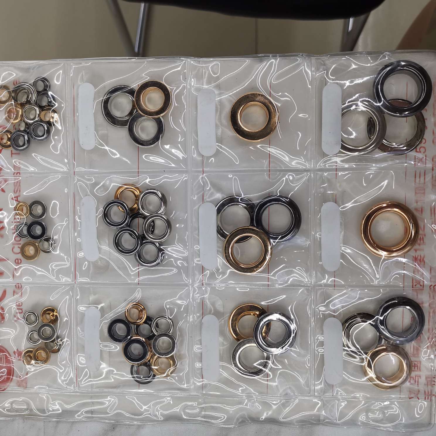 Factory Direct Sales Fashion Simple Copper Gas Eye Mushroom Buckle 12*22 1400# Application Scenario