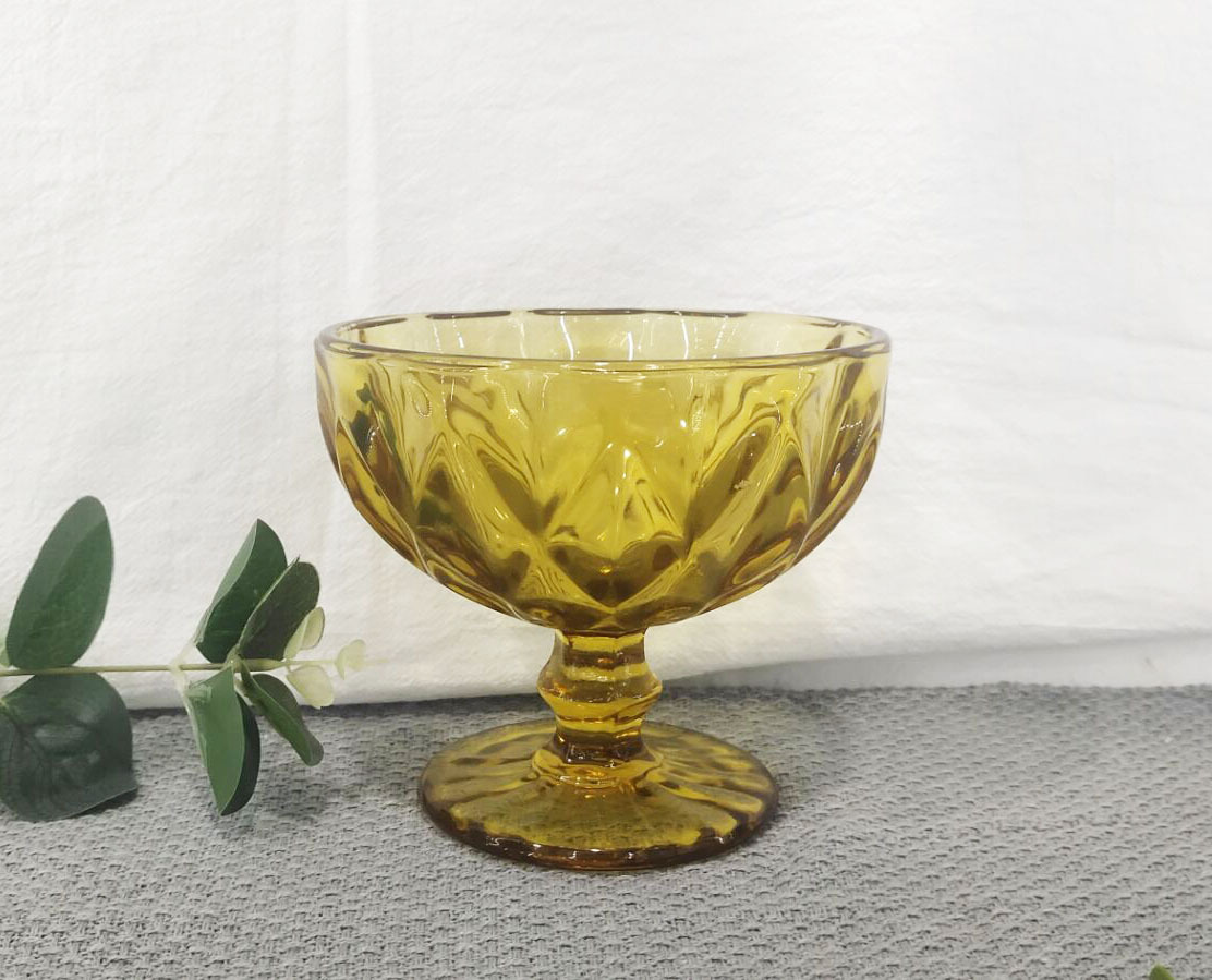 Factory direct sales of large rhombus-shaped creative European retro relief ice cream cups, ice cream bowls, dessert cups and glass highball cups pic 9