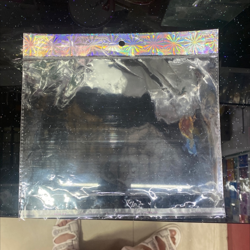 镭射膜卡头，大小都可订做，可以打孔东河塑料