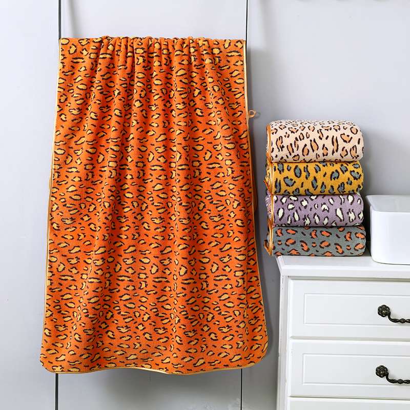 Coral fleece leopard print bath towel, dry hair towel, quick-drying home life store, high-quality bath towel 70*140cm detail image 3