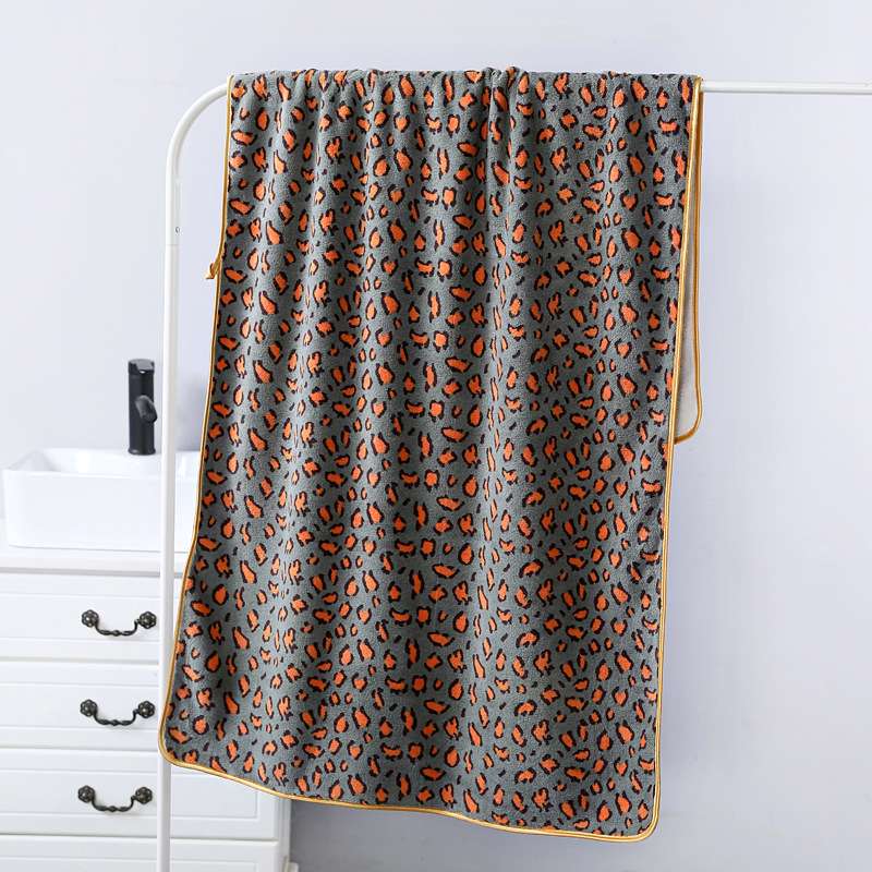 Coral fleece leopard print bath towel, dry hair towel, quick-drying home life store, high-quality bath towel 70*140cm detail image 5