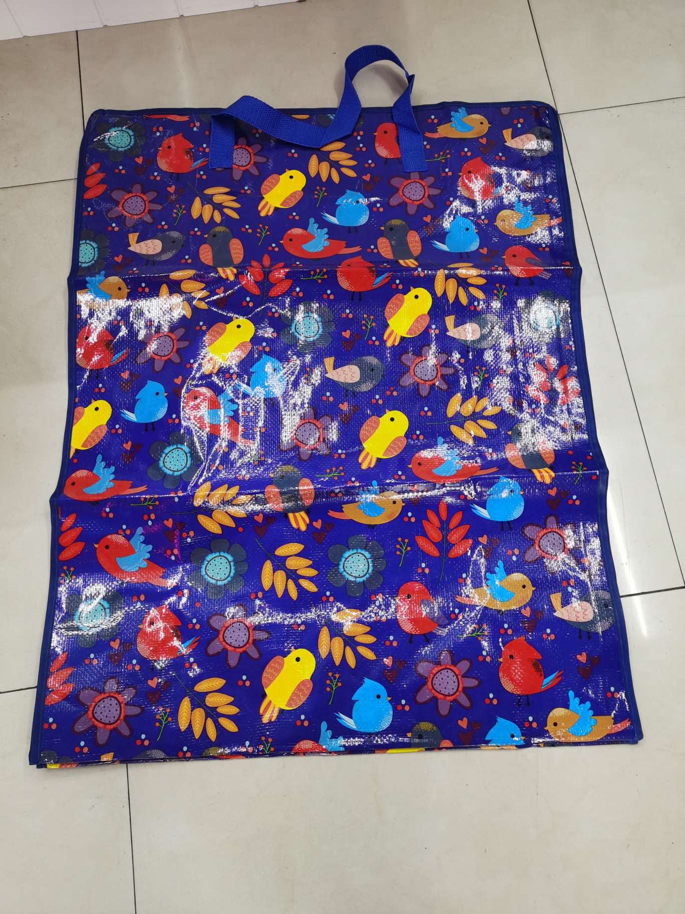 24 Woven bag factory direct sales, various patterns to choose from, non-woven fabric, non-woven fabric mini bags. Welcome to purchase Item Picture