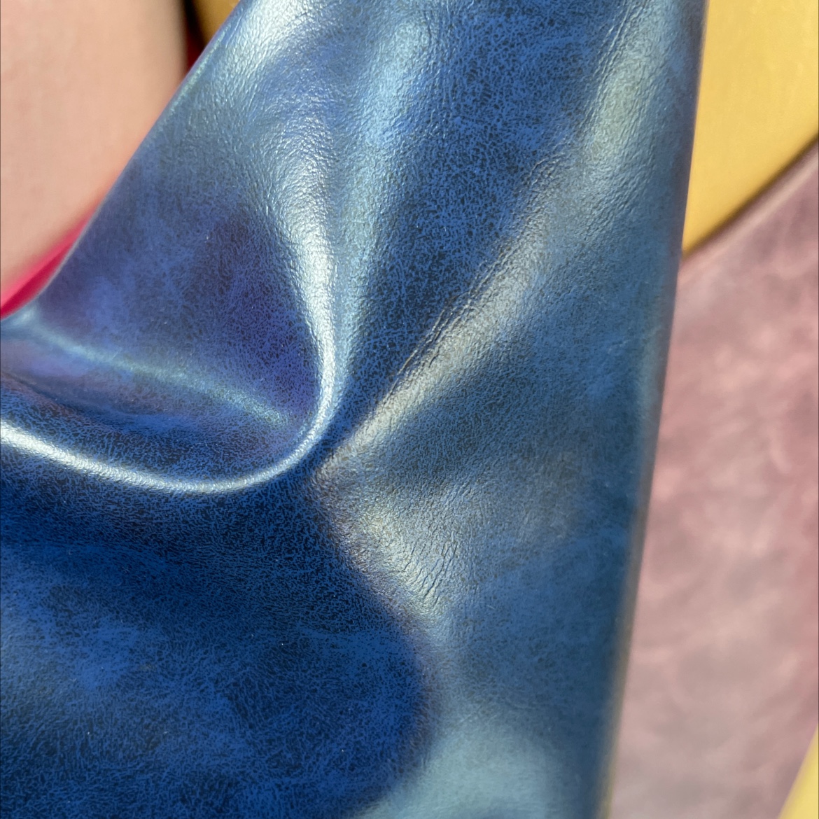 Crazy horse pattern leather fabric, leather bags, sofas, accessories, soft furnishings, belts, dark blue zh015 Item Picture
