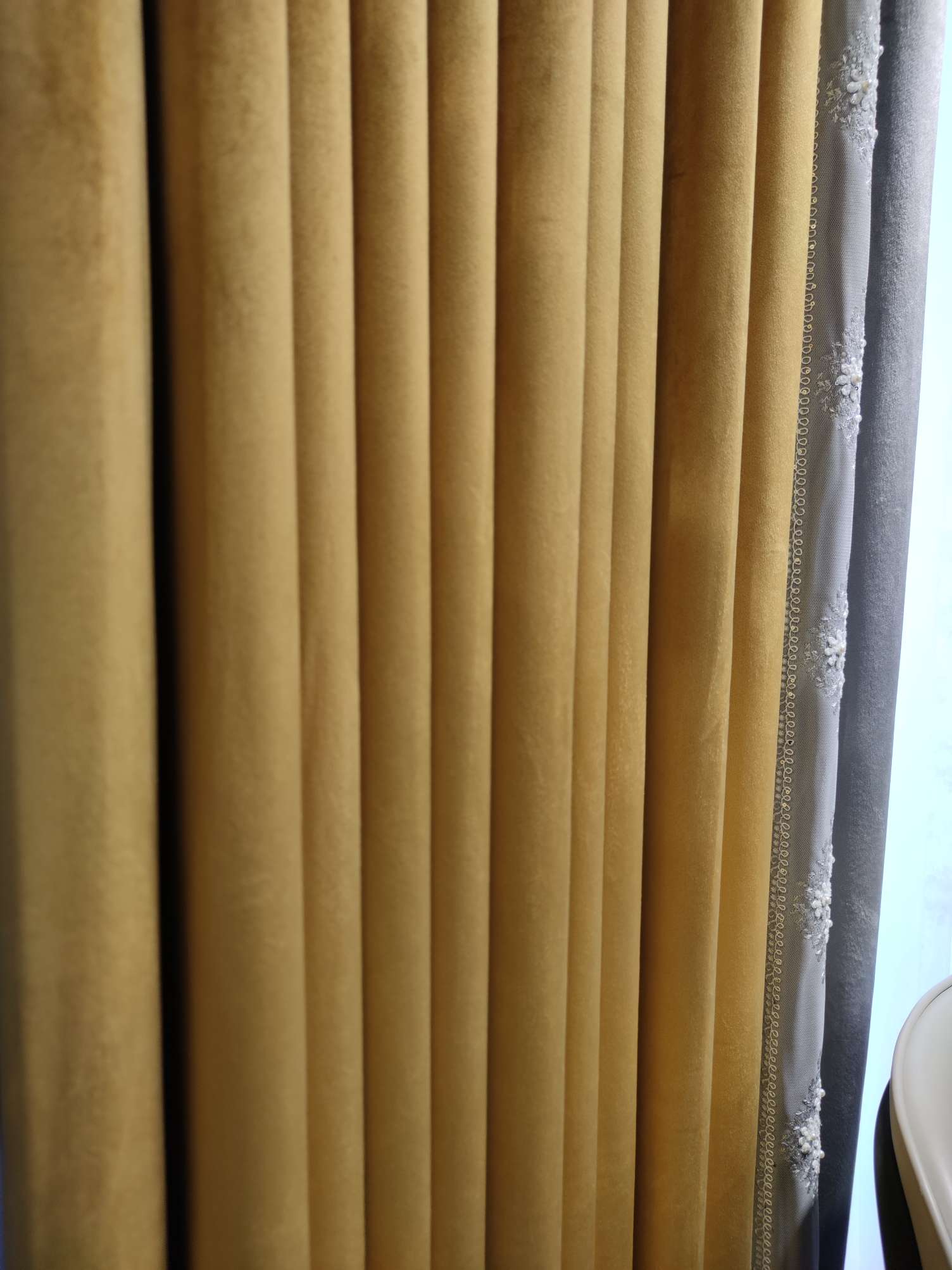 布朗斯现代简约轻奢北欧风客厅成品高档大气遮光明亮黄灰色拼接价格为270元/米详情图2