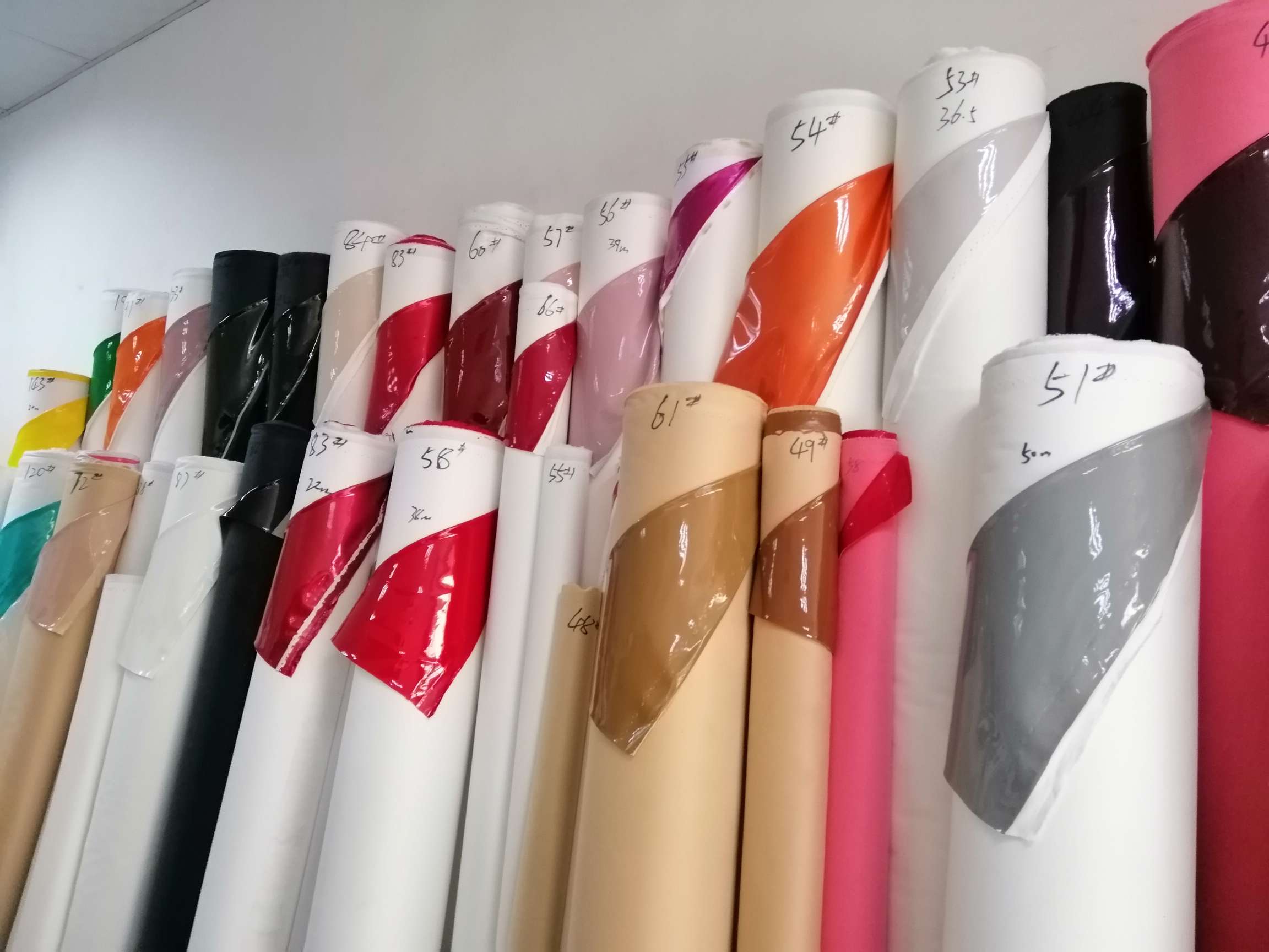 Chongwei Leather Metal Film 1051 Factory has a large amount of stock available for direct sale and is selling well detail image 2