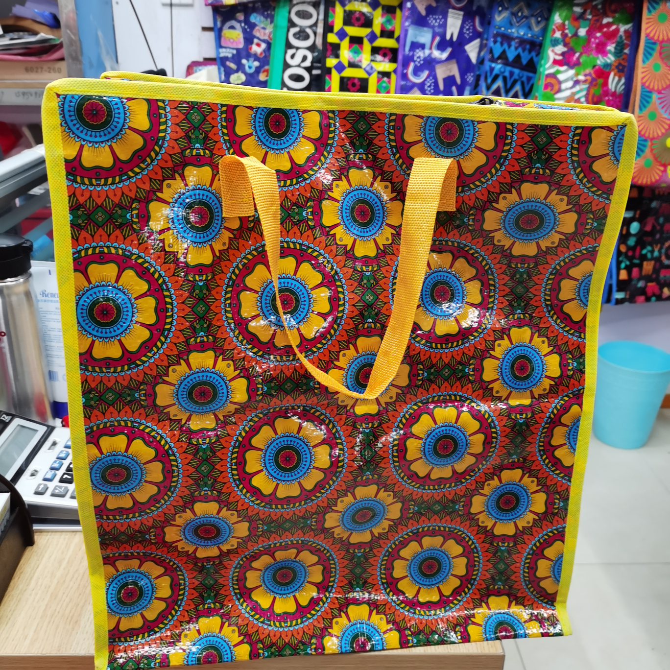 39 woven bag factory direct sales, with various patterns to choose from freely. We also offer non-woven fabric and non-woven fabric mini bags. Welcome to purchase