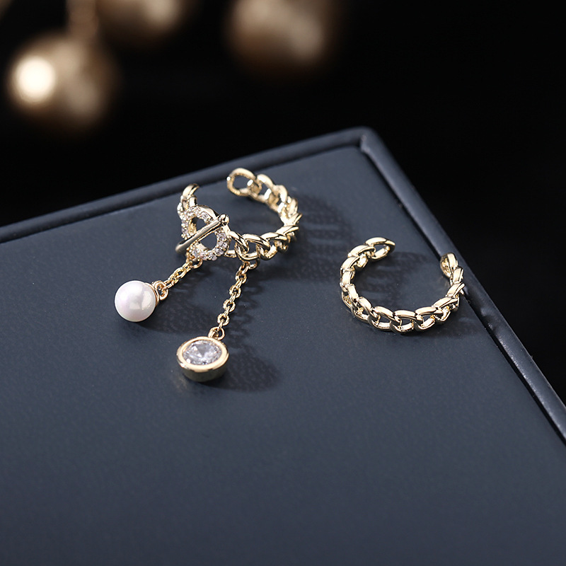 2021 New fringe pearl zircon earrings without ear piercing ear clip French niche design sense two-piece ear bone clip thumbnail