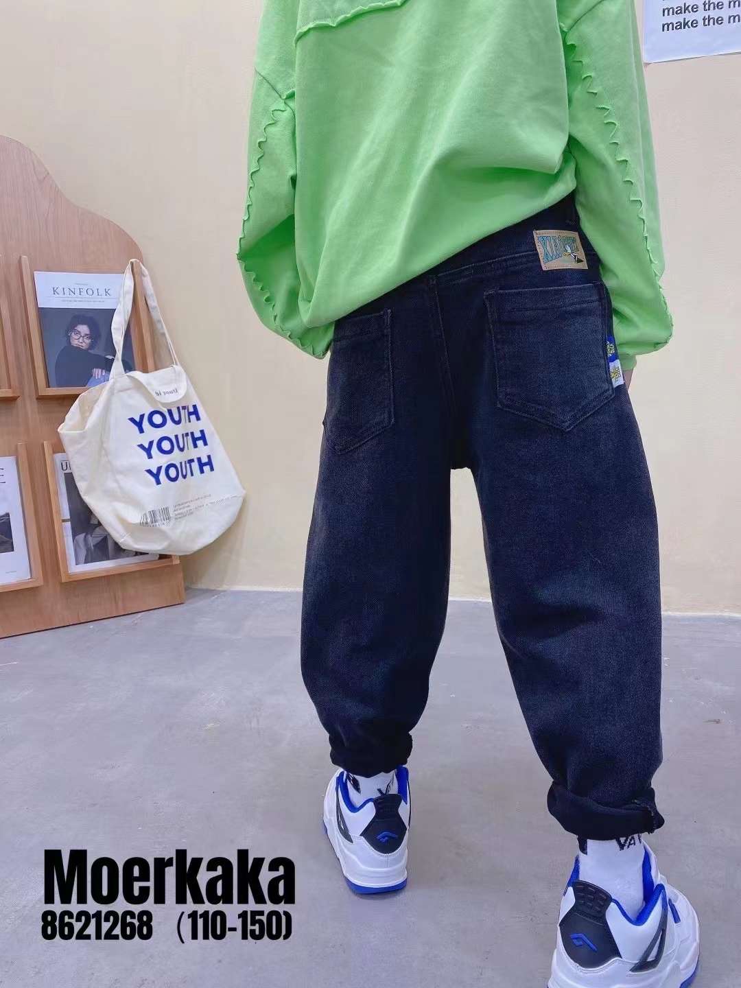 Autumn new style of versatile Korean 8-pair jeans for both boys and girls Application Scenario