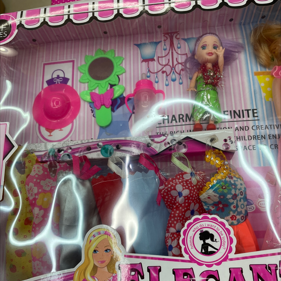 054 Barbie dolls can be dressed up detail image 1