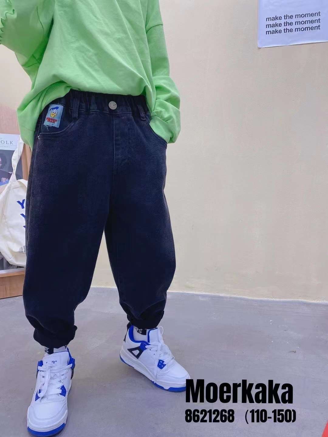 Autumn new style of versatile Korean 8-pair jeans for both boys and girls details Picture