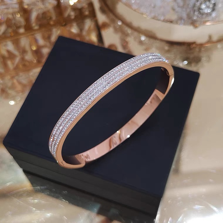 Chenglong Jewelry Titanium Steel non-fading water diamond bracelet, women's Instagram Niche design, popular bracelet, 18K rose gold bracelet, 2021 New style T0143-105