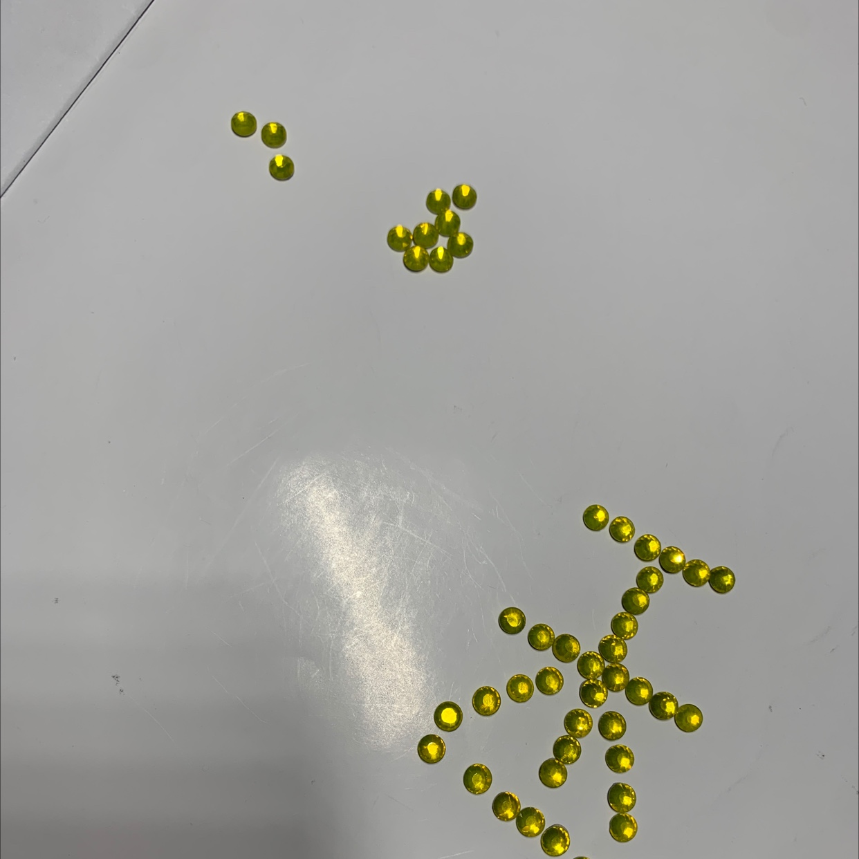 Lemon Yellow Ss12 Boutique Hot Drill Flat Bottom Hot Drill Nail Drill Diy Drill, Used To Decorate Mobile Phones, Accessories Or Inlaid On All Kinds Of Clothing, Bags And Shoes, But Also Can Be Used With Nail Art details Picture