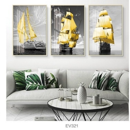 现代北欧风简约家居酒店宾馆民宿休闲场所黑白背景的黄色帆船图