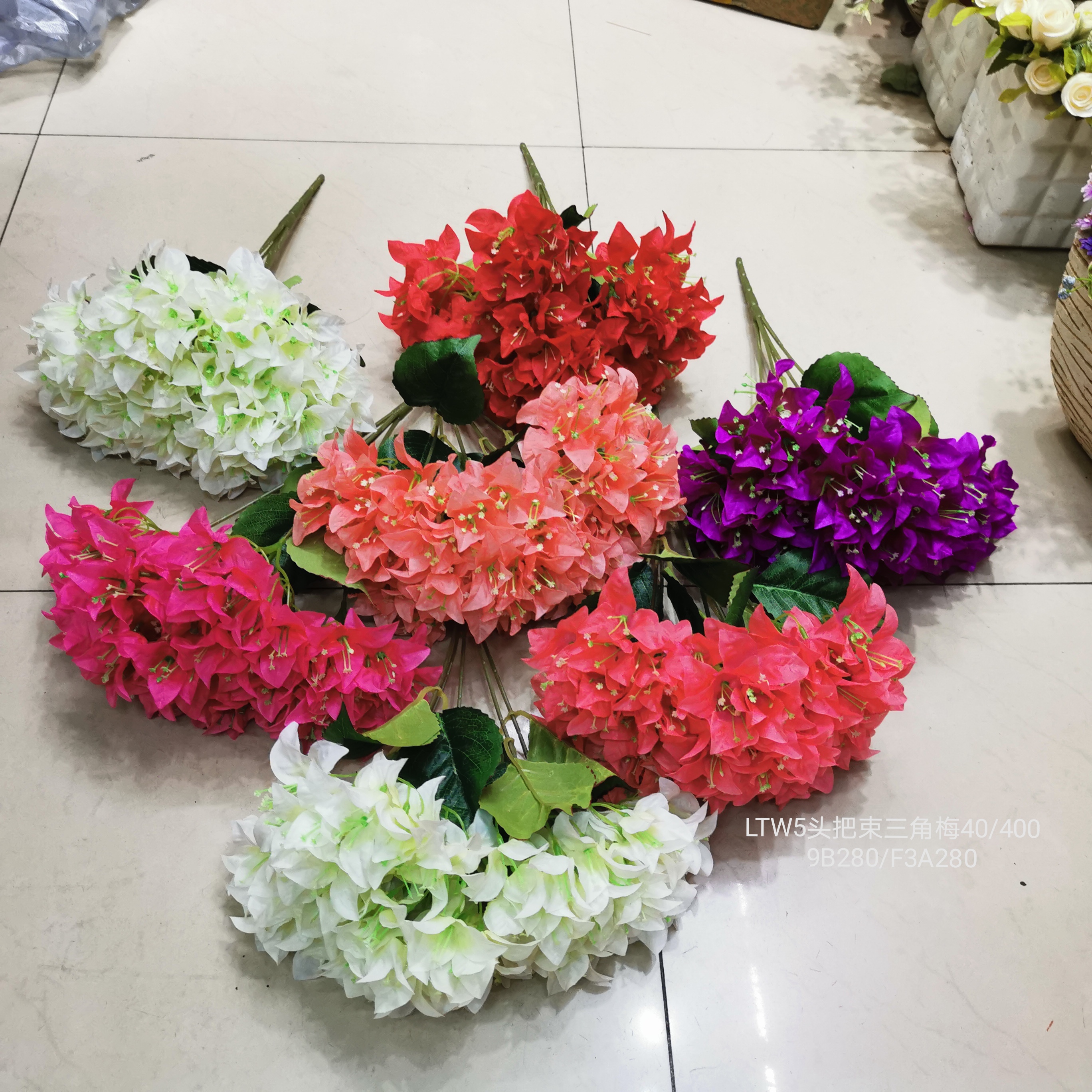 Artificial plant rattan wall hanging bundle wedding video tree arch decorative rattan rattan flower arrangement accessories Eucalyptus leaf Apple leaf Willow leaf Hollyhock rose pot triangle