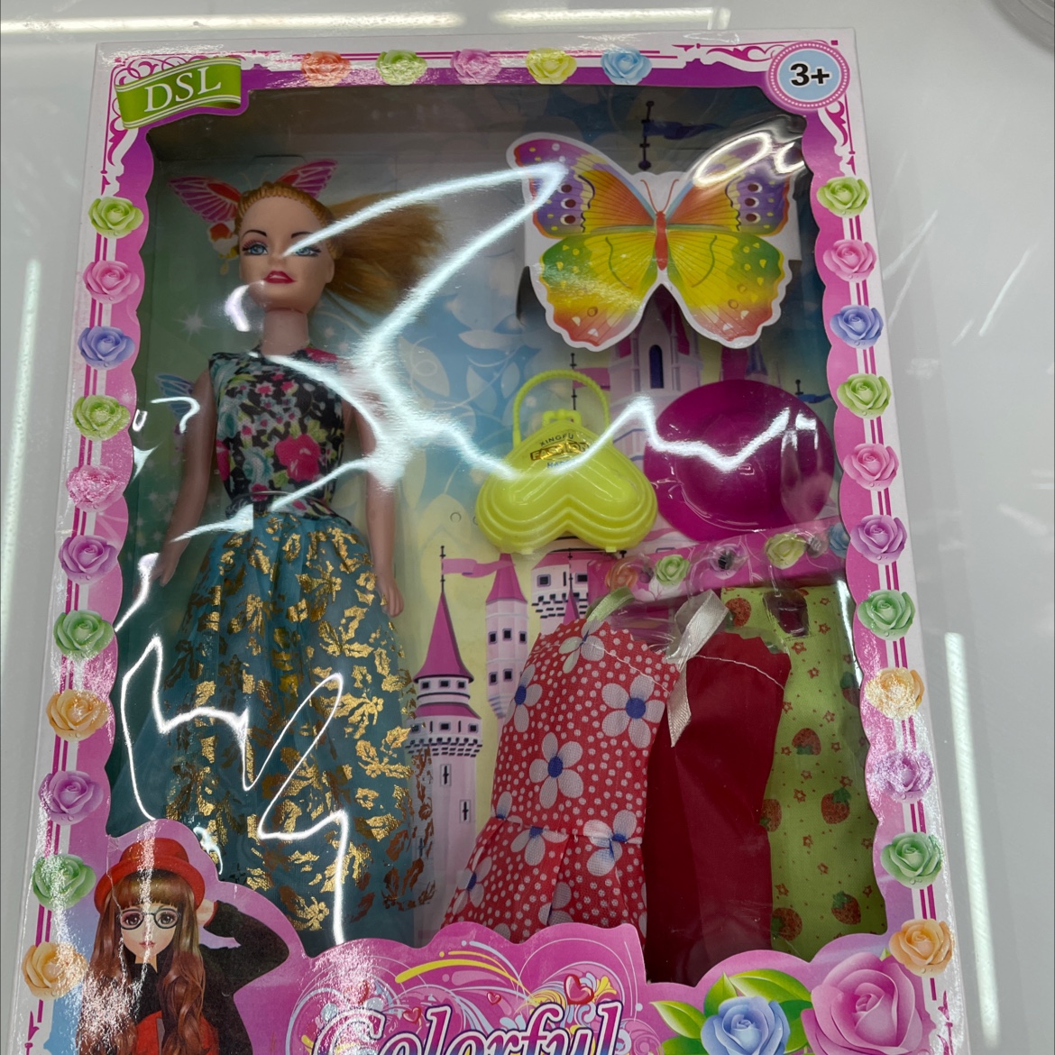 29988 Barbie doll details Picture