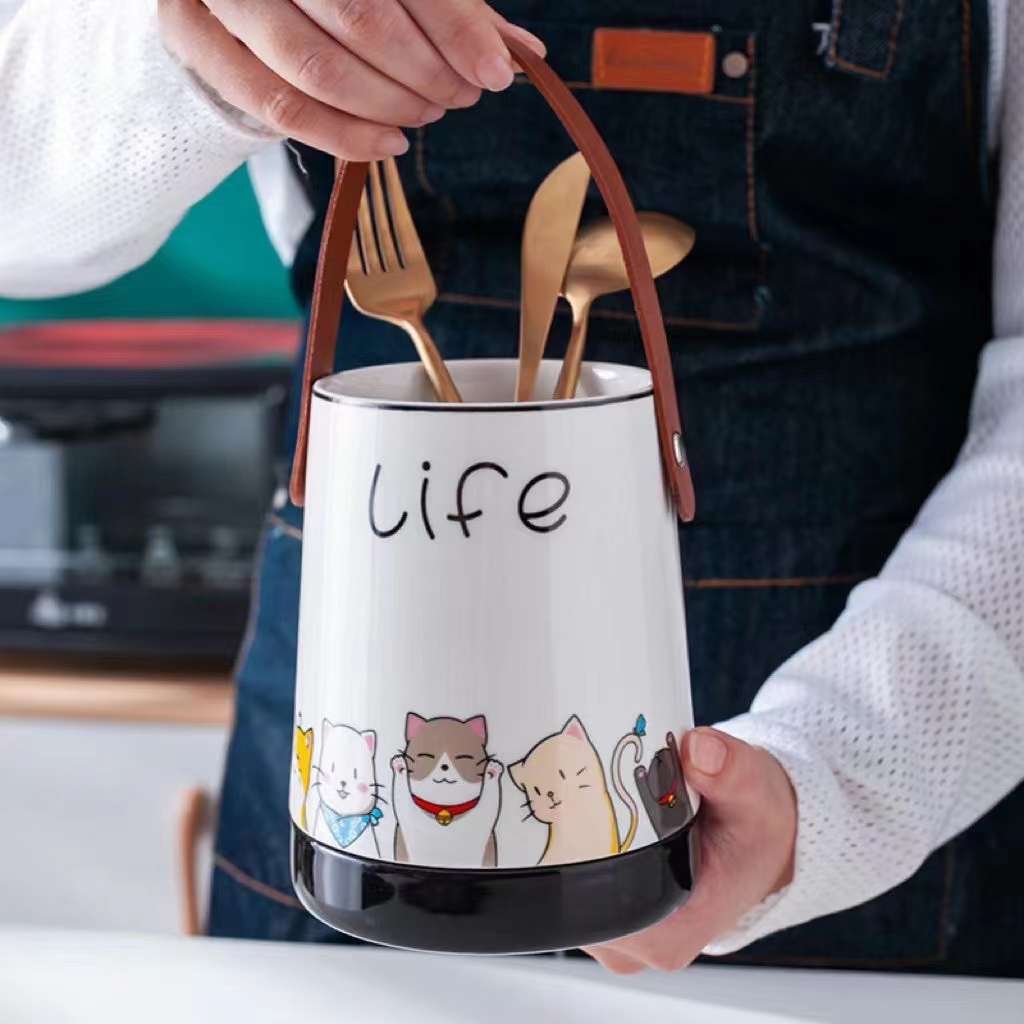 Portable Cartoon Chopsticks Holder details Picture