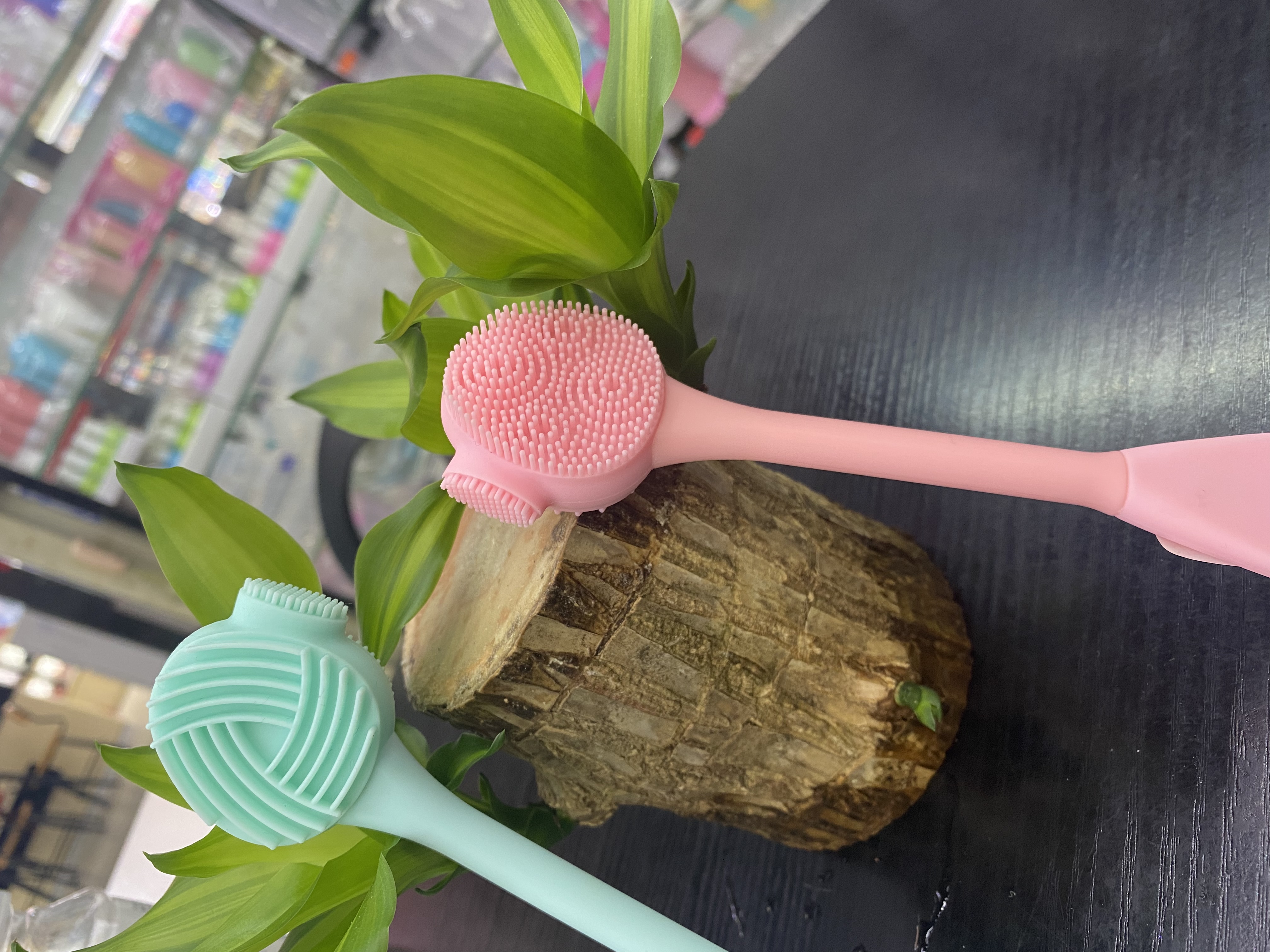 洁面仪、洁面刷实物图