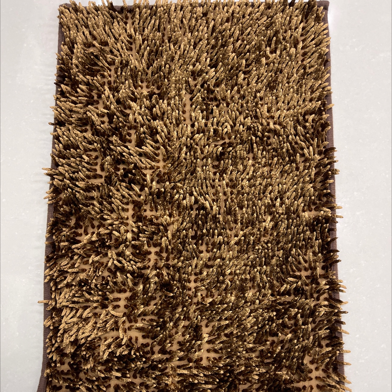 Glossy silk foot MATS, leather lawn floor MATS, safe and odorless, kitchen anti-slip floor MATS, warm home decoration