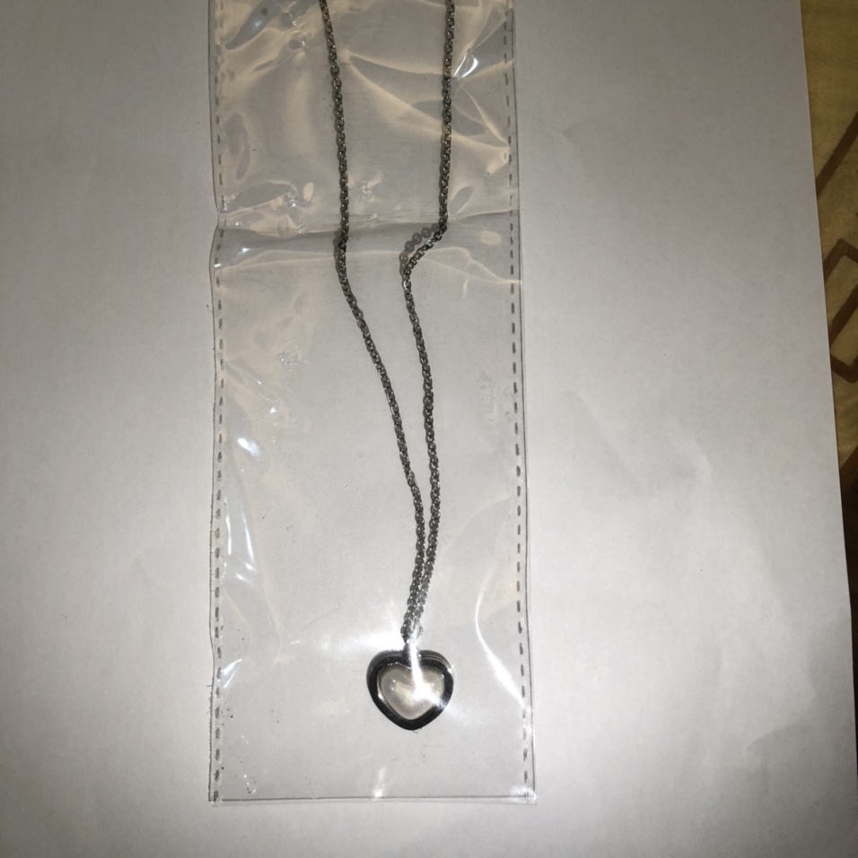 项链心型细链条母贝珍珠不锈钢项链
图