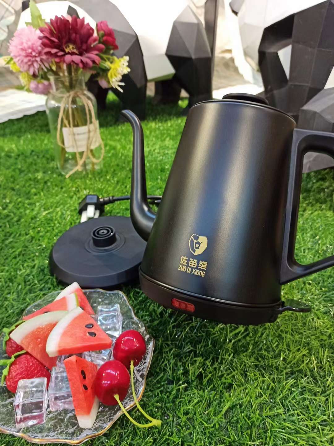 Black Kettle details Picture