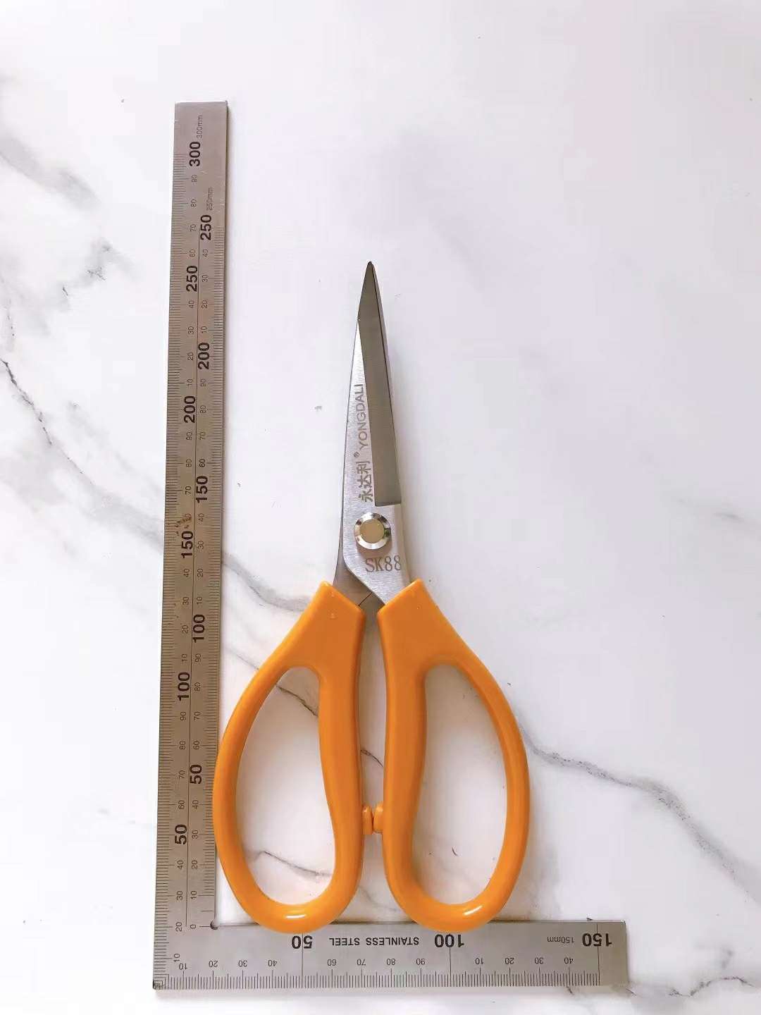 Office scissors, stationery, enhanced scissors, large handle kitchen scissors, strong household office scissors, high-end large handle kitchen scissors, hardware, kitchen knives, scissors hardware Specification drawing