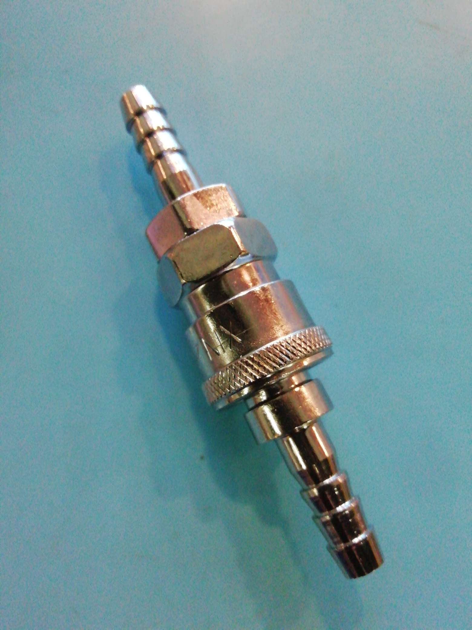 The universal parts of the quick connector for the mouse tail plug 8 are sturdy and durable details Picture